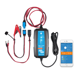 Blue Smart IP65 Charger 12/10(1) 230V UK Retail