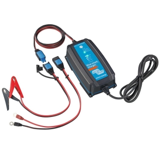 Blue Smart IP65 Charger 24/13(1) 230V UK